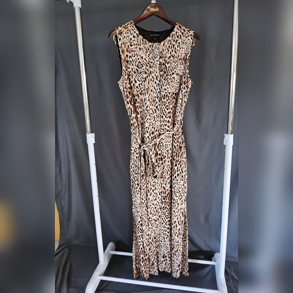 Banana Republic, size large, animal print